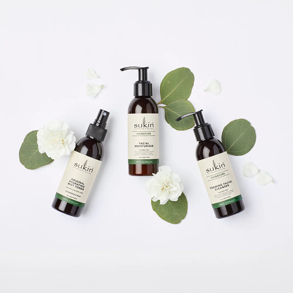 Bộ quà tặng sữa rửa mặt dưỡng ẩm và nước hoa hồng Sukin Love Your Skin Signature