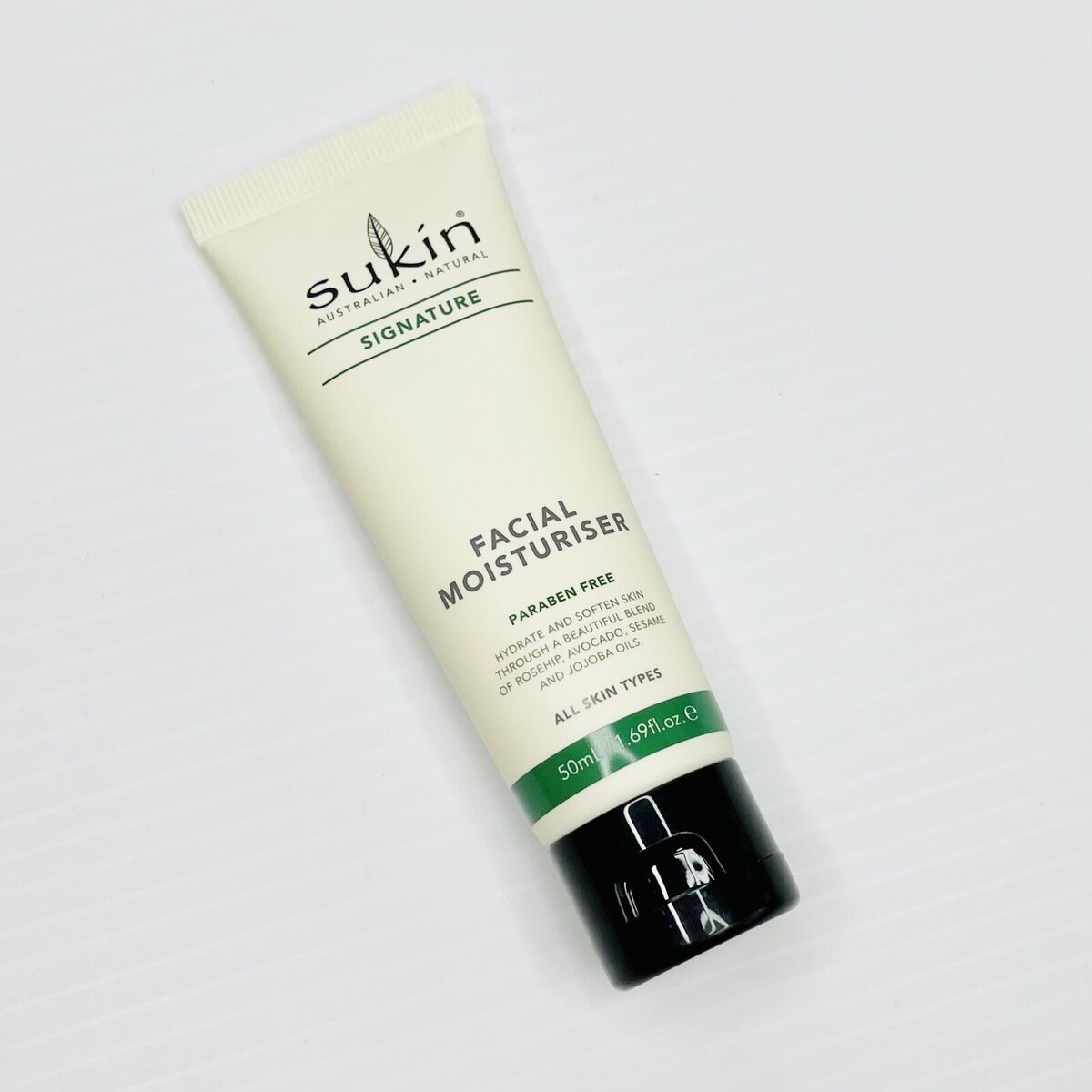 Kem dưỡng ẩm Sukin Signature Facial 50ml
