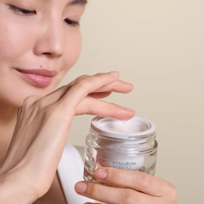 Kem dưỡng ẩm Avene Hyaluron Activ B3 Renewal Firming Aqua dạng gel 50ml