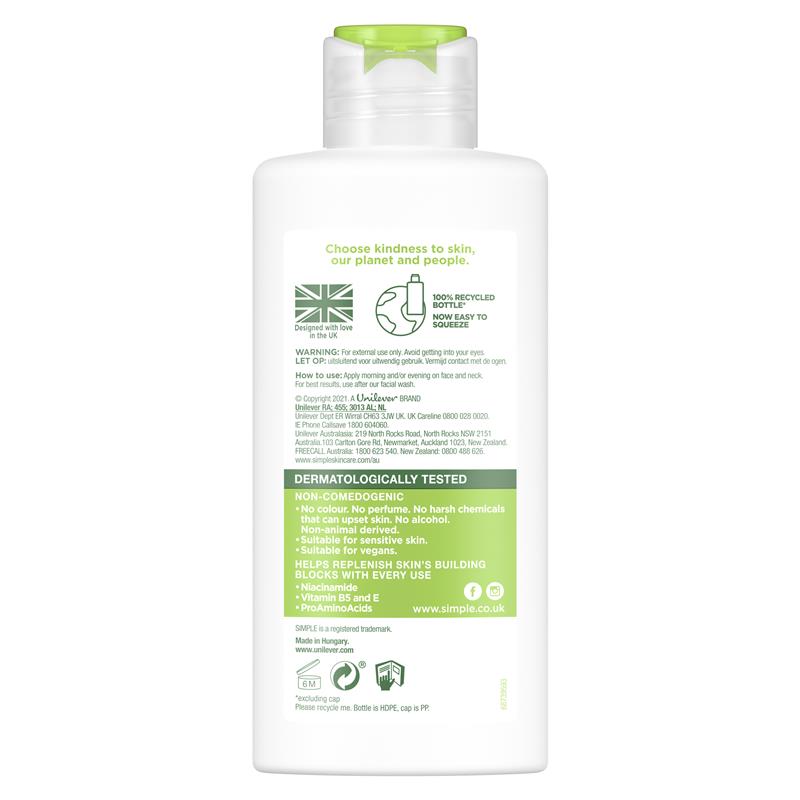 Kem dưỡng ẩm Simple Kind To Skin Rich Moisturiser Replenishing 125ml 