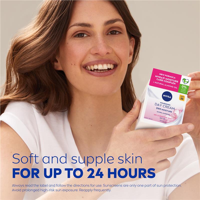 Kem dưỡng ẩm NIVEA Daily Essentials Nourishing Face Moisturiser SPF30 50ml 