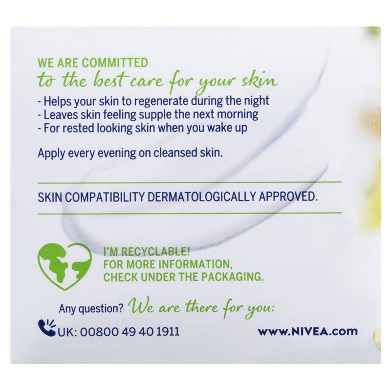NIVEA Naturally Good Regenerating Face Moisturiser Night 50ml
