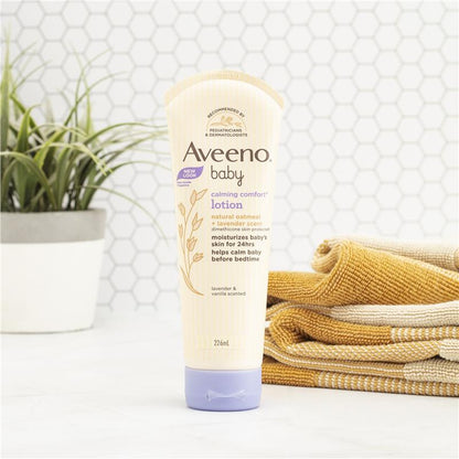 Sữa dưỡng ẩm Aveeno Baby Calming Comfort hương hoa oải hương và vani 226mL 