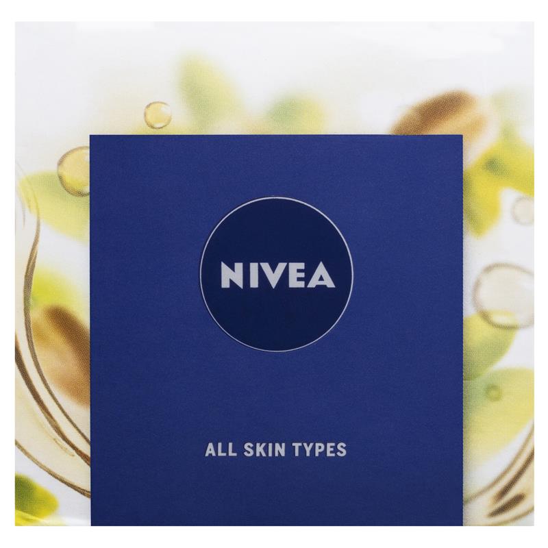 NIVEA Naturally Good Regenerating Face Moisturiser Night 50ml