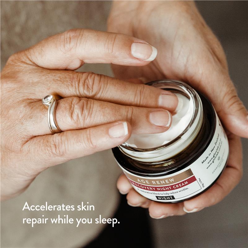Kem dưỡng da ban đêm Glow Lab Age Renew Recovery 50g 