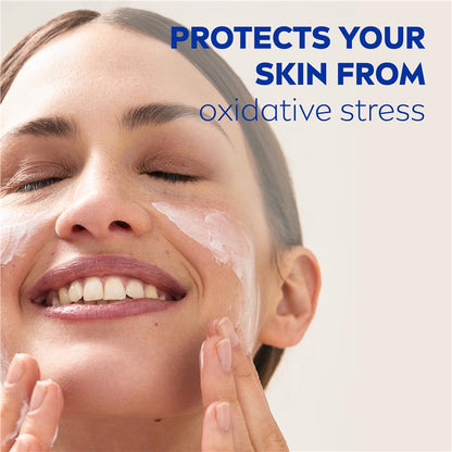NIVEA Daily Essentials Hydrating Face Moisturiser Night 50ml