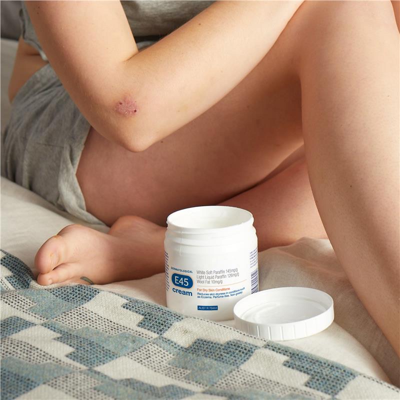 E45 Moisturising Cream for Dry Skin and Eczema 125g