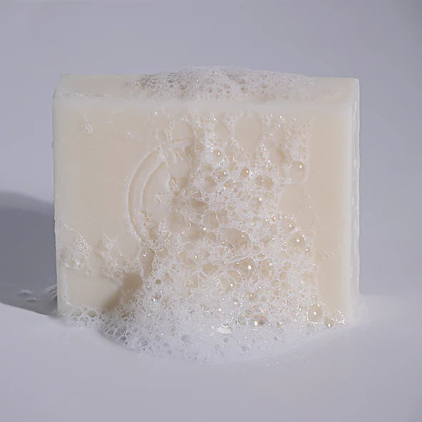 MooGoo Hydrating Cleansing Bar Goats Milk 130g