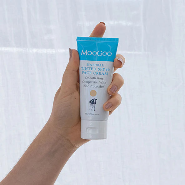 MooGoo Natural Tinted SPF40 Face Cream 50g